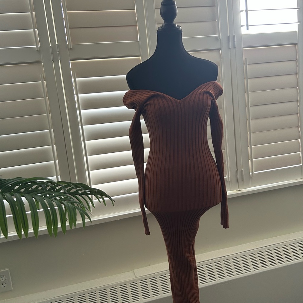 JLUXLABEL Brown Off-Shoulder Ribbed Dress